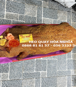 Heo rừng lớn quay nguyên con nổ cốm