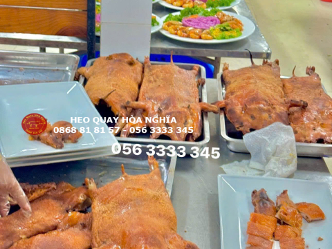 Tiệc heo sữa quay